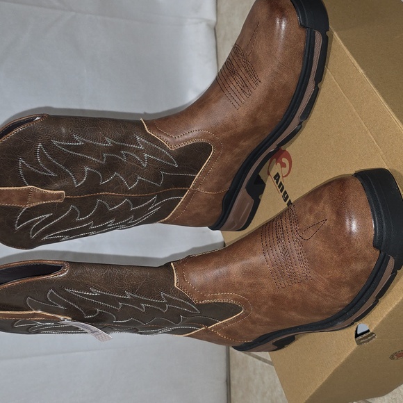 Men's steel toed workboots Two-Tone Leather Western NWT 11.5 - Picture 3 of 13